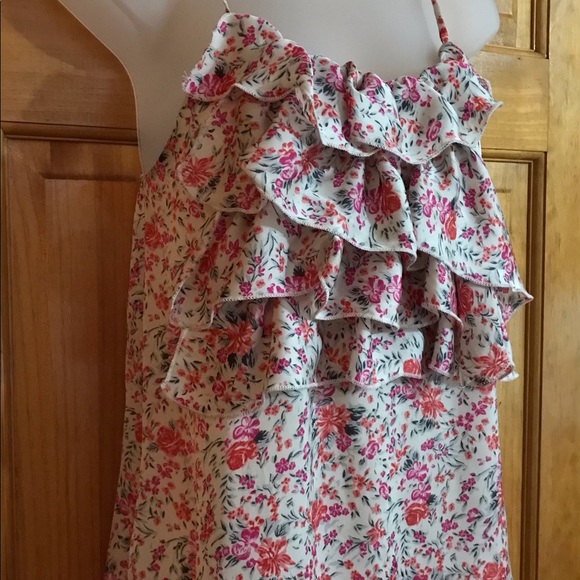 Queen Esther Floral Print Tank Top Cami Blouse
Size Small 4 - 6
100% Polyester - Picture 2 of 13